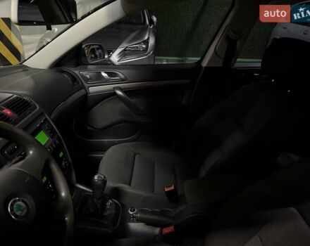 Бежевый Шкода Октавия, объемом двигателя 1.6 л и пробегом 206 тыс. км за 5200 $, фото 17 на Automoto.ua