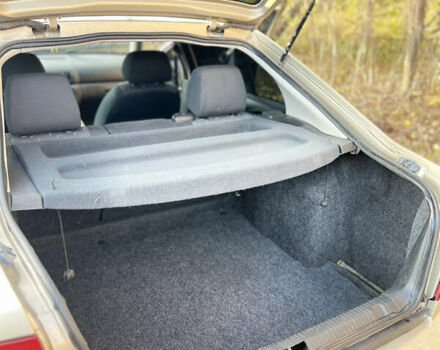 Бежевый Шкода Октавия, объемом двигателя 1.6 л и пробегом 232 тыс. км за 5900 $, фото 12 на Automoto.ua