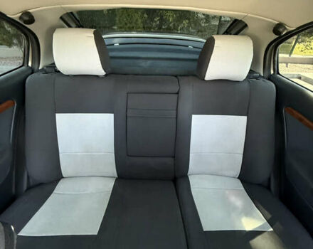 Бежевый Шкода Октавия, объемом двигателя 2 л и пробегом 125 тыс. км за 8500 $, фото 19 на Automoto.ua