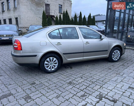 Бежевый Шкода Октавия, объемом двигателя 1.6 л и пробегом 212 тыс. км за 5490 $, фото 38 на Automoto.ua