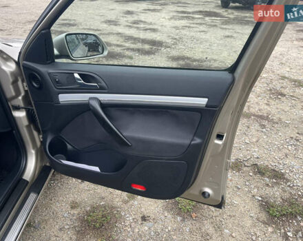 Бежевий Шкода Октавія, об'ємом двигуна 0 л та пробігом 235 тис. км за 6450 $, фото 65 на Automoto.ua