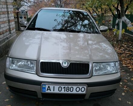 Бежевый Шкода Октавия, объемом двигателя 1.8 л и пробегом 527 тыс. км за 3900 $, фото 7 на Automoto.ua