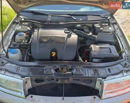 Бежевый Шкода Октавия, объемом двигателя 1.6 л и пробегом 183 тыс. км за 5700 $, фото 8 на Automoto.ua