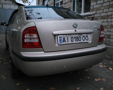 Бежевый Шкода Октавия, объемом двигателя 1.8 л и пробегом 527 тыс. км за 3900 $, фото 3 на Automoto.ua