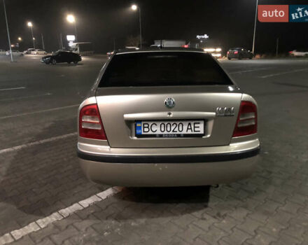 Бежевый Шкода Октавия, объемом двигателя 1.9 л и пробегом 593 тыс. км за 4800 $, фото 2 на Automoto.ua