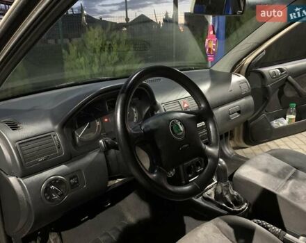 Бежевый Шкода Октавия, объемом двигателя 1.9 л и пробегом 329 тыс. км за 3500 $, фото 6 на Automoto.ua