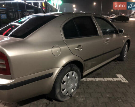 Бежевый Шкода Октавия, объемом двигателя 1.9 л и пробегом 593 тыс. км за 4800 $, фото 4 на Automoto.ua