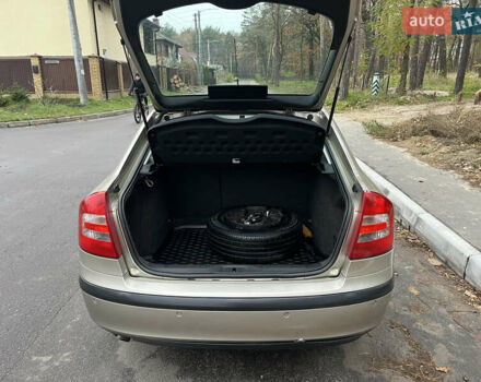 Бежевий Шкода Октавія, об'ємом двигуна 1.6 л та пробігом 193 тис. км за 5999 $, фото 11 на Automoto.ua