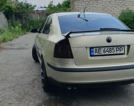 Бежевый Шкода Октавия, объемом двигателя 1.9 л и пробегом 350 тыс. км за 3500 $, фото 2 на Automoto.ua