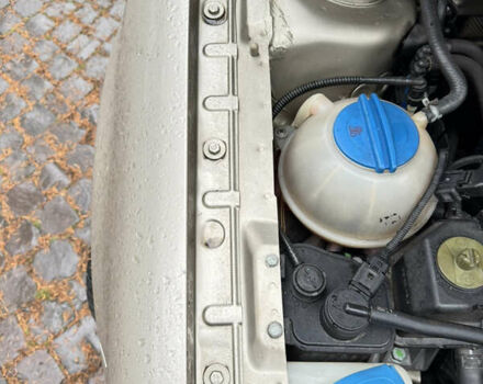 Бежевый Шкода Октавия, объемом двигателя 1.6 л и пробегом 213 тыс. км за 5500 $, фото 22 на Automoto.ua