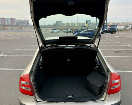 Бежевый Шкода Октавия, объемом двигателя 1.6 л и пробегом 190 тыс. км за 6400 $, фото 7 на Automoto.ua