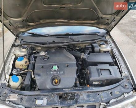 Бежевый Шкода Октавия, объемом двигателя 1.9 л и пробегом 275 тыс. км за 3300 $, фото 14 на Automoto.ua