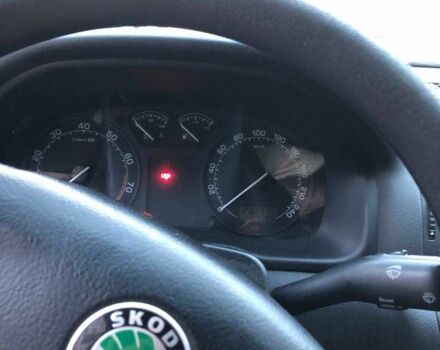 Бежевый Шкода Октавия, объемом двигателя 1.6 л и пробегом 323 тыс. км за 5500 $, фото 1 на Automoto.ua