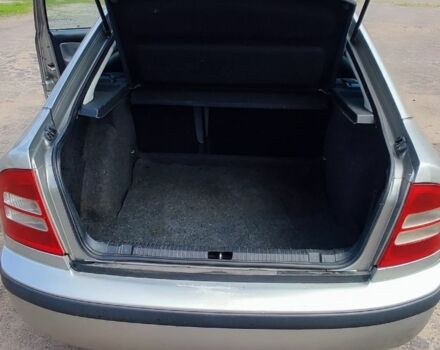 Бежевый Шкода Октавия, объемом двигателя 1.6 л и пробегом 390 тыс. км за 4150 $, фото 4 на Automoto.ua