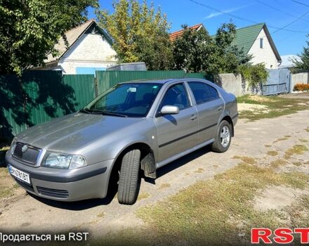 Шкода Октавия 2006 в Полтаве на Automoto.ua Бежевый Шкода Октавия, объемом двигателя 1.6 л и пробегом 303 тыс. км за 5300 $, фото 1 на Automoto.ua