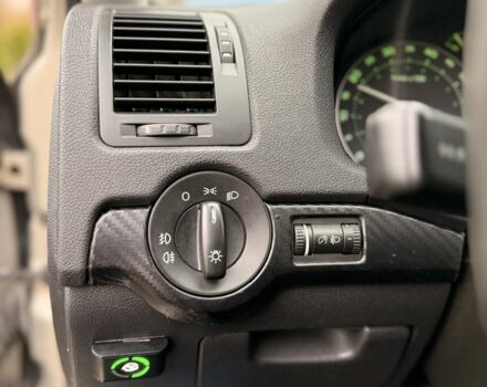 Бежевый Шкода Октавия, объемом двигателя 1.6 л и пробегом 263 тыс. км за 6200 $, фото 18 на Automoto.ua