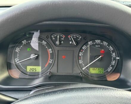 Шкода Октавия 2006 в Виннице на Automoto.ua Бежевый Шкода Октавия, объемом двигателя 0 л и пробегом 182 тыс. км за 5899 $, фото 3 на Automoto.ua