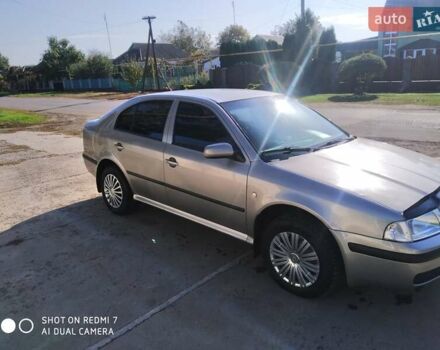 Бежевый Шкода Октавия, объемом двигателя 1.6 л и пробегом 202 тыс. км за 4999 $, фото 1 на Automoto.ua