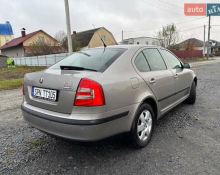 Бежевый Шкода Октавия, объемом двигателя 2.01 л и пробегом 310 тыс. км за 2850 $, фото 9 на Automoto.ua