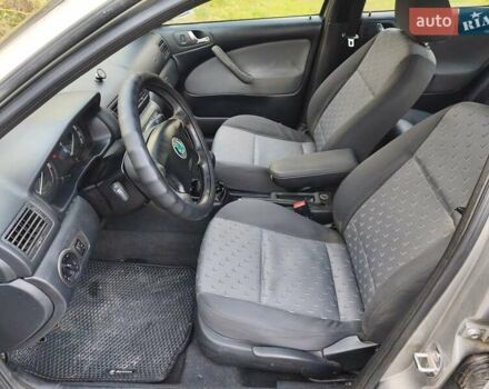 Бежевый Шкода Октавия, объемом двигателя 1.9 л и пробегом 275 тыс. км за 3300 $, фото 11 на Automoto.ua