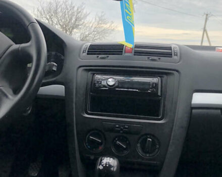 Бежевый Шкода Октавия, объемом двигателя 1.6 л и пробегом 102 тыс. км за 6200 $, фото 10 на Automoto.ua