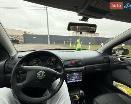 Бежевий Шкода Октавія, об'ємом двигуна 1.9 л та пробігом 135 тис. км за 4800 $, фото 7 на Automoto.ua