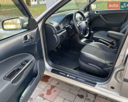 Бежевий Шкода Октавія, об'ємом двигуна 1.9 л та пробігом 279 тис. км за 4900 $, фото 9 на Automoto.ua