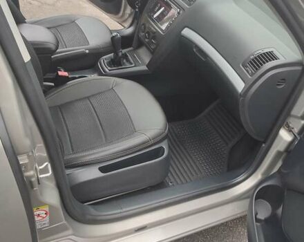 Бежевый Шкода Октавия, объемом двигателя 1.6 л и пробегом 220 тыс. км за 6650 $, фото 22 на Automoto.ua