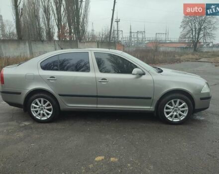 Бежевый Шкода Октавия, объемом двигателя 1.6 л и пробегом 220 тыс. км за 6650 $, фото 5 на Automoto.ua