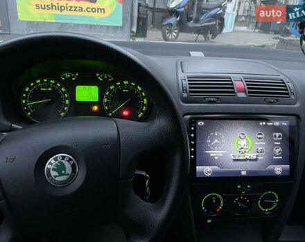 Бежевый Шкода Октавия, объемом двигателя 1.6 л и пробегом 240 тыс. км за 6000 $, фото 6 на Automoto.ua