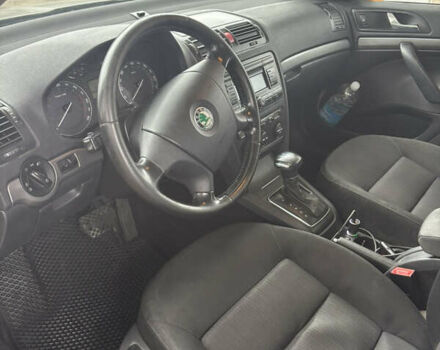 Бежевый Шкода Октавия, объемом двигателя 2.01 л и пробегом 200 тыс. км за 4100 $, фото 7 на Automoto.ua