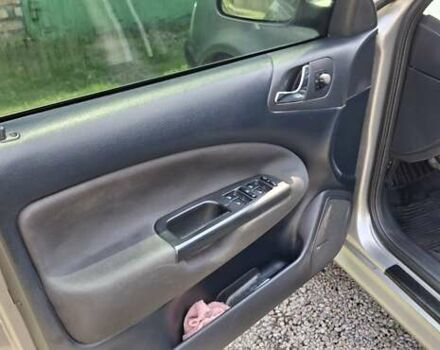 Бежевый Шкода Октавия, объемом двигателя 1.9 л и пробегом 217 тыс. км за 6000 $, фото 1 на Automoto.ua