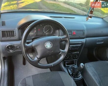 Бежевый Шкода Октавия, объемом двигателя 1.6 л и пробегом 387 тыс. км за 4600 $, фото 18 на Automoto.ua