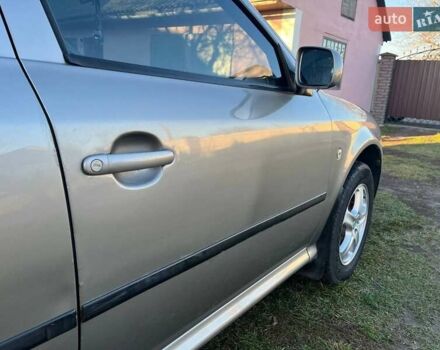 Бежевый Шкода Октавия, объемом двигателя 1.6 л и пробегом 387 тыс. км за 4600 $, фото 11 на Automoto.ua