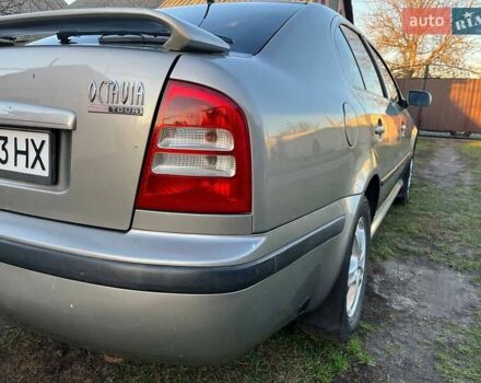 Бежевый Шкода Октавия, объемом двигателя 1.6 л и пробегом 387 тыс. км за 4600 $, фото 29 на Automoto.ua