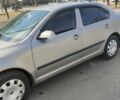 Бежевий Шкода Октавія, об'ємом двигуна 1.6 л та пробігом 242 тис. км за 7500 $, фото 2 на Automoto.ua