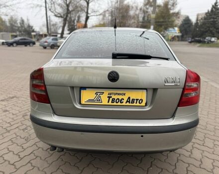 Бежевый Шкода Октавия, объемом двигателя 2 л и пробегом 298 тыс. км за 5300 $, фото 5 на Automoto.ua