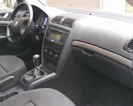 Бежевый Шкода Октавия, объемом двигателя 1.6 л и пробегом 175 тыс. км за 7300 $, фото 19 на Automoto.ua