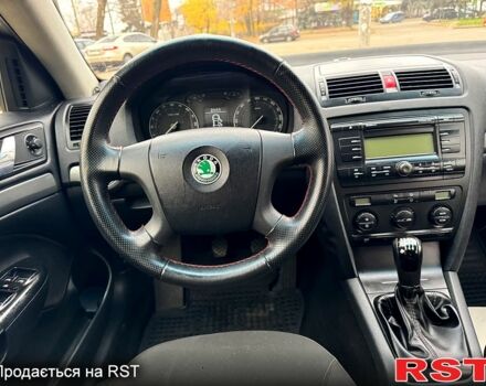 Бежевый Шкода Октавия, объемом двигателя 2 л и пробегом 298 тыс. км за 5300 $, фото 10 на Automoto.ua