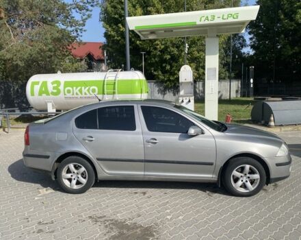 Бежевий Шкода Октавія, об'ємом двигуна 1.6 л та пробігом 306 тис. км за 5450 $, фото 1 на Automoto.ua