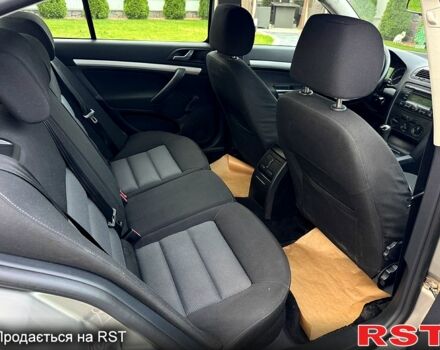 Бежевий Шкода Октавія, об'ємом двигуна 1.6 л та пробігом 206 тис. км за 6450 $, фото 9 на Automoto.ua