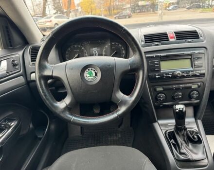 Бежевый Шкода Октавия, объемом двигателя 2 л и пробегом 298 тыс. км за 5300 $, фото 13 на Automoto.ua