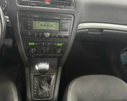 Бежевый Шкода Октавия, объемом двигателя 2.01 л и пробегом 200 тыс. км за 4100 $, фото 9 на Automoto.ua