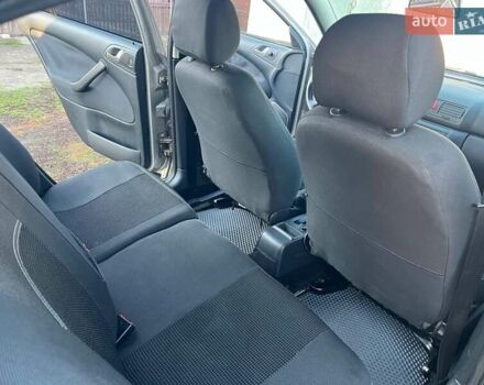 Бежевый Шкода Октавия, объемом двигателя 1.6 л и пробегом 387 тыс. км за 4600 $, фото 28 на Automoto.ua