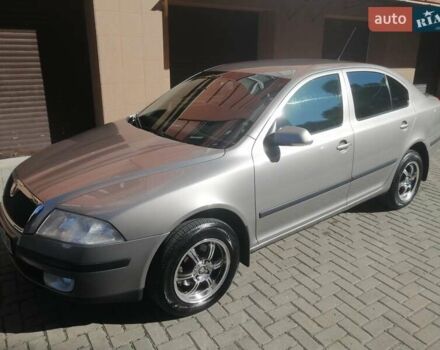 Бежевий Шкода Октавія, об'ємом двигуна 1.6 л та пробігом 292 тис. км за 6200 $, фото 8 на Automoto.ua