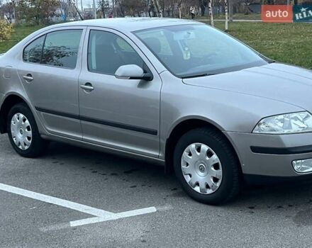 Бежевий Шкода Октавія, об'ємом двигуна 1.6 л та пробігом 224 тис. км за 6300 $, фото 2 на Automoto.ua