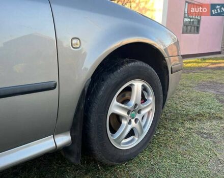 Бежевый Шкода Октавия, объемом двигателя 1.6 л и пробегом 387 тыс. км за 4600 $, фото 13 на Automoto.ua