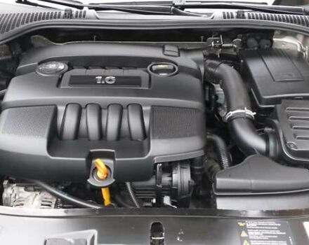 Бежевый Шкода Октавия, объемом двигателя 1.6 л и пробегом 175 тыс. км за 7300 $, фото 25 на Automoto.ua