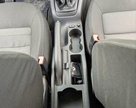 Бежевый Шкода Октавия, объемом двигателя 1.98 л и пробегом 230 тыс. км за 6200 $, фото 17 на Automoto.ua