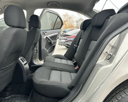 Бежевий Шкода Октавія, об'ємом двигуна 1.6 л та пробігом 226 тис. км за 5900 $, фото 8 на Automoto.ua